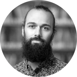 Portraitfoto Carsten Eickhoff